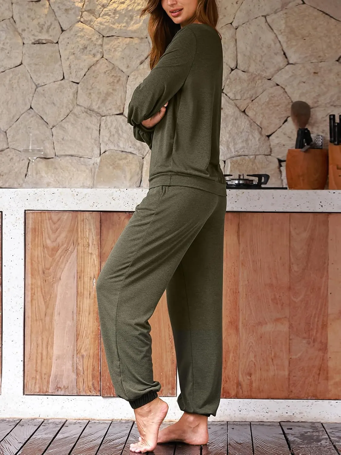CUPSHE Womens 2 Piece Outfits Lounge Sets Long Sleeve Tops Drawstring Jogger Pants Spring Travel Pants Sets