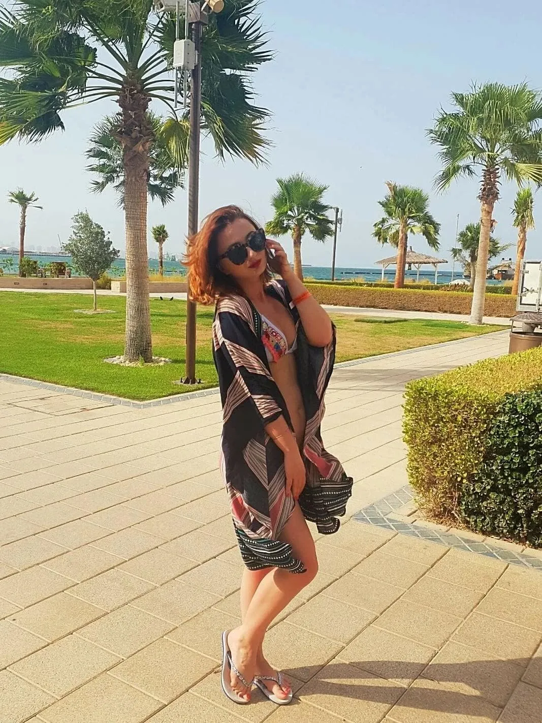 SweatyRocks Women Kimono Vintage Floral Beach Long Cover Up
